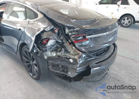 2016 Tesla Model S 90D/P100D/P85D/P90D из США, поврежденный, VIN 5YJSA1E47GF153896